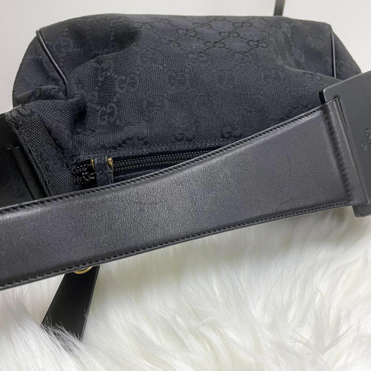 |In-Stock|GUCCI 黑色暗花GG帆布x 皮革手提單肩包