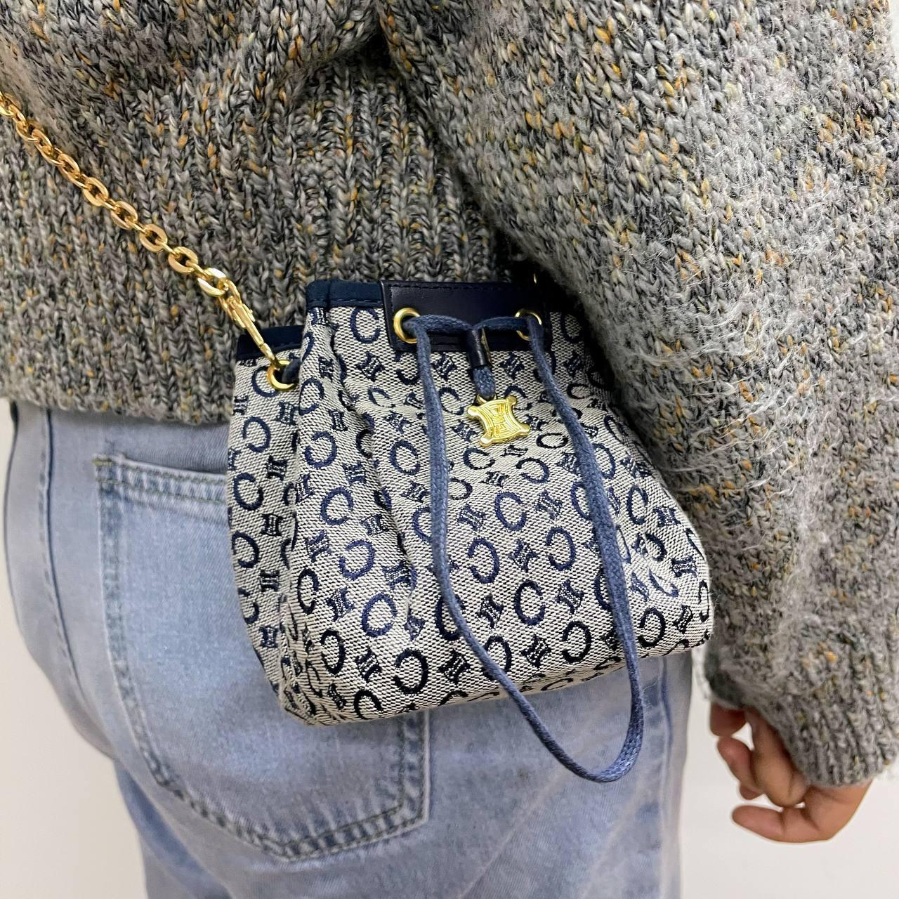 【 In - Stock 】Celine C Macadam Blason 海軍藍帆布抽繩迷你包 - Cnjpkitchen ❤️ 🇯🇵日本廚具 家居生活雜貨店