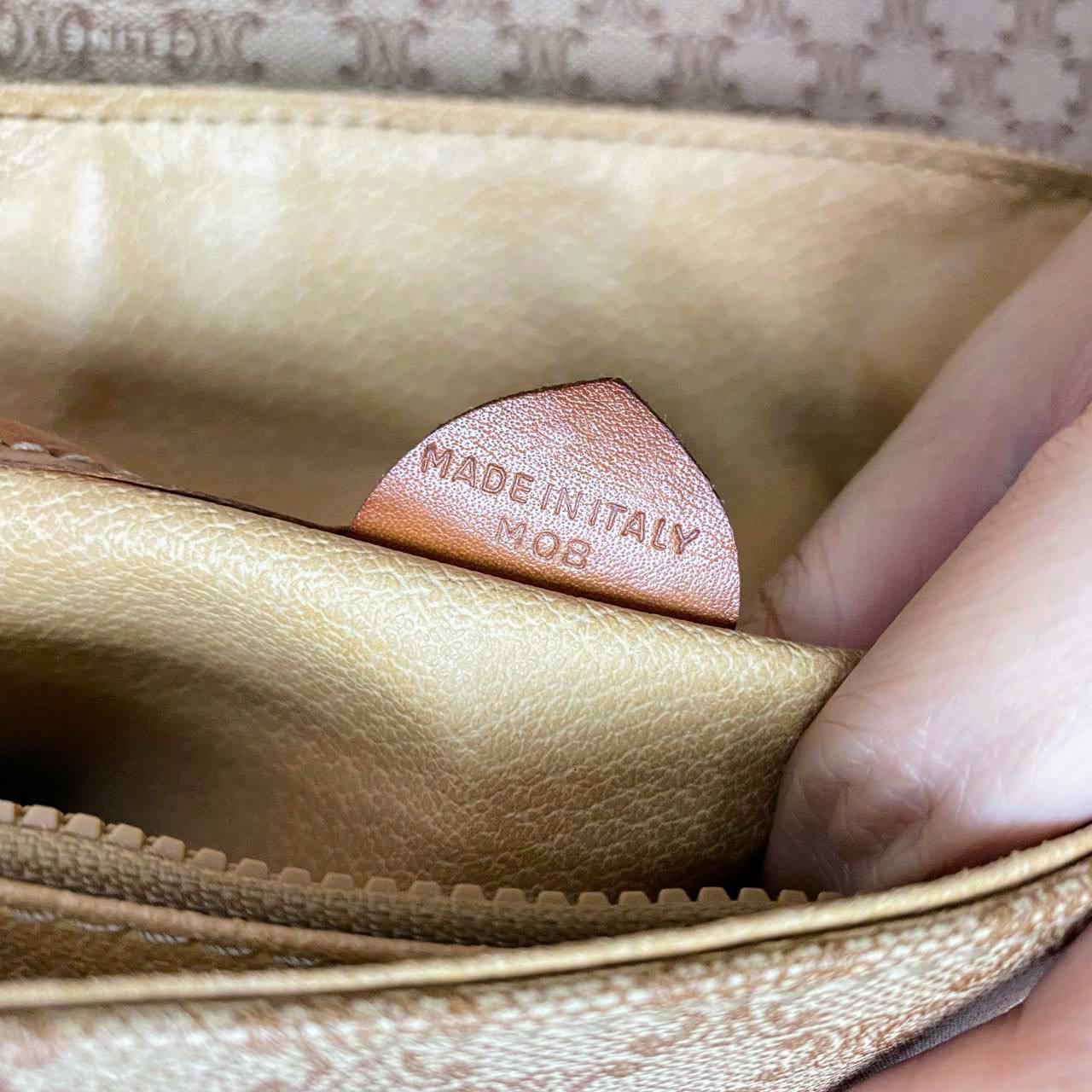 【 In - Stock 】Celine Macadam 復古淺色碎石紋老花手拿包 - Cnjpkitchen ❤️ 🇯🇵日本廚具 家居生活雜貨店