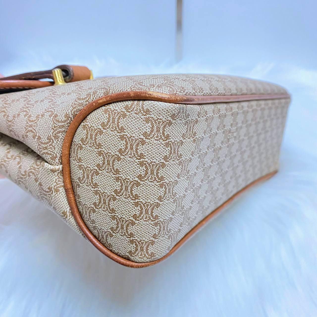 【 In - Stock 】Celine Macadam 復古淺色碎石紋老花手拿包 - Cnjpkitchen ❤️ 🇯🇵日本廚具 家居生活雜貨店