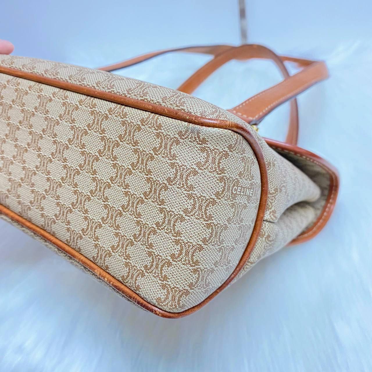 【 In - Stock 】Celine Macadam 復古淺色碎石紋老花手拿包 - Cnjpkitchen ❤️ 🇯🇵日本廚具 家居生活雜貨店