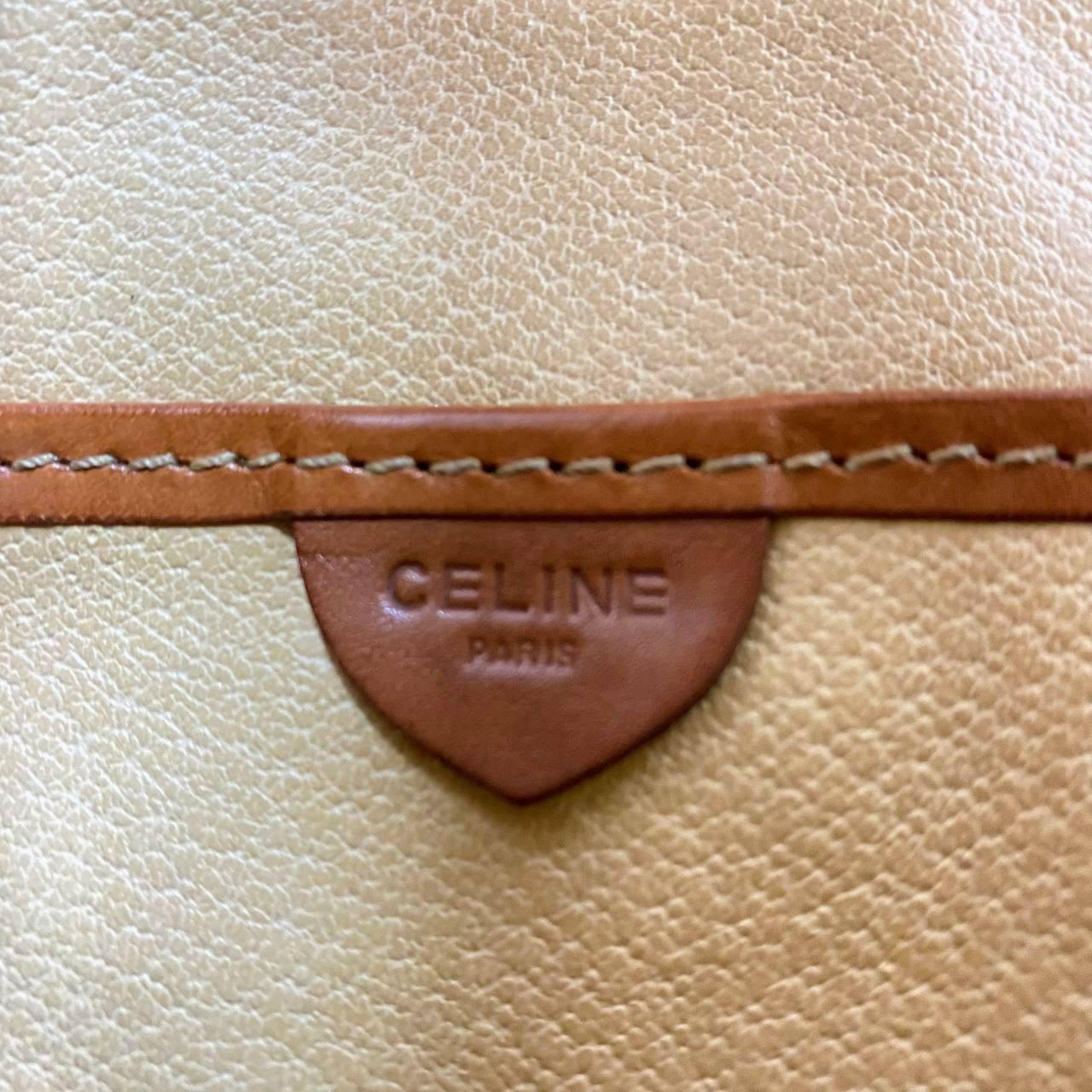 【 In - Stock 】Celine Macadam 復古淺色碎石紋老花手拿包 - Cnjpkitchen ❤️ 🇯🇵日本廚具 家居生活雜貨店