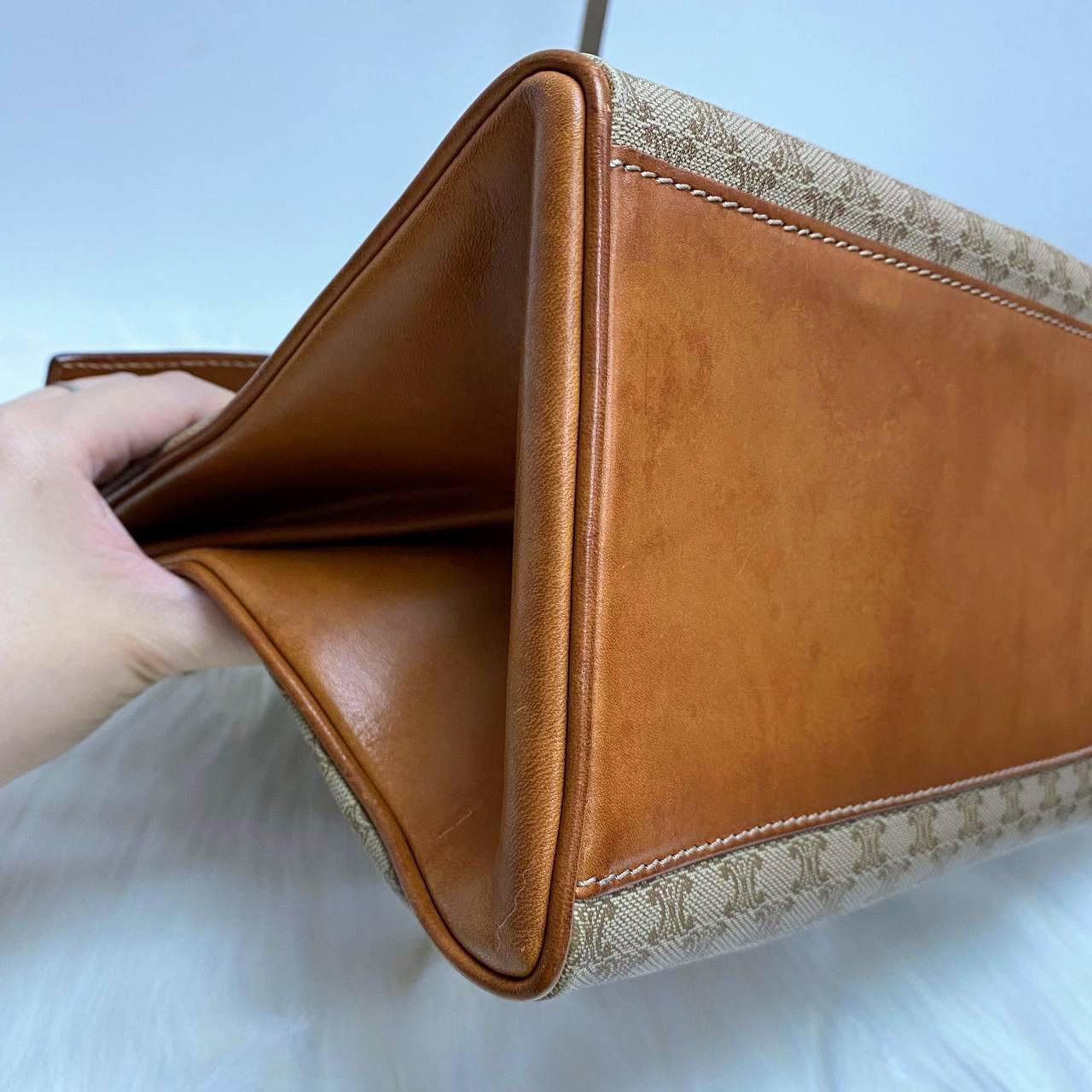 【 In - Stock 】Celine 復古 淺色Macadam PVC Kelly 皮革手提包 - Cnjpkitchen ❤️ 🇯🇵日本廚具 家居生活雜貨店