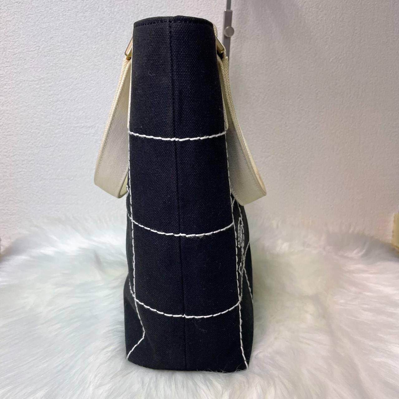 【 In - Stock 】Chanel Coco mark Vintage 黑色x白色巧克力格帆布手提包 - Cnjpkitchen ❤️ 🇯🇵日本廚具 家居生活雜貨店