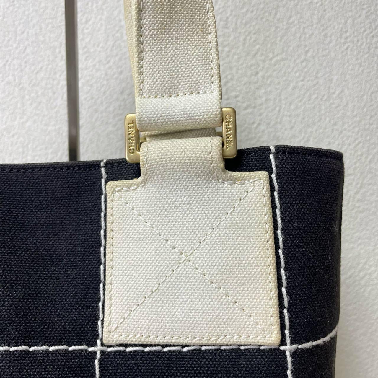 【 In - Stock 】Chanel Coco mark Vintage 黑色x白色巧克力格帆布手提包 - Cnjpkitchen ❤️ 🇯🇵日本廚具 家居生活雜貨店