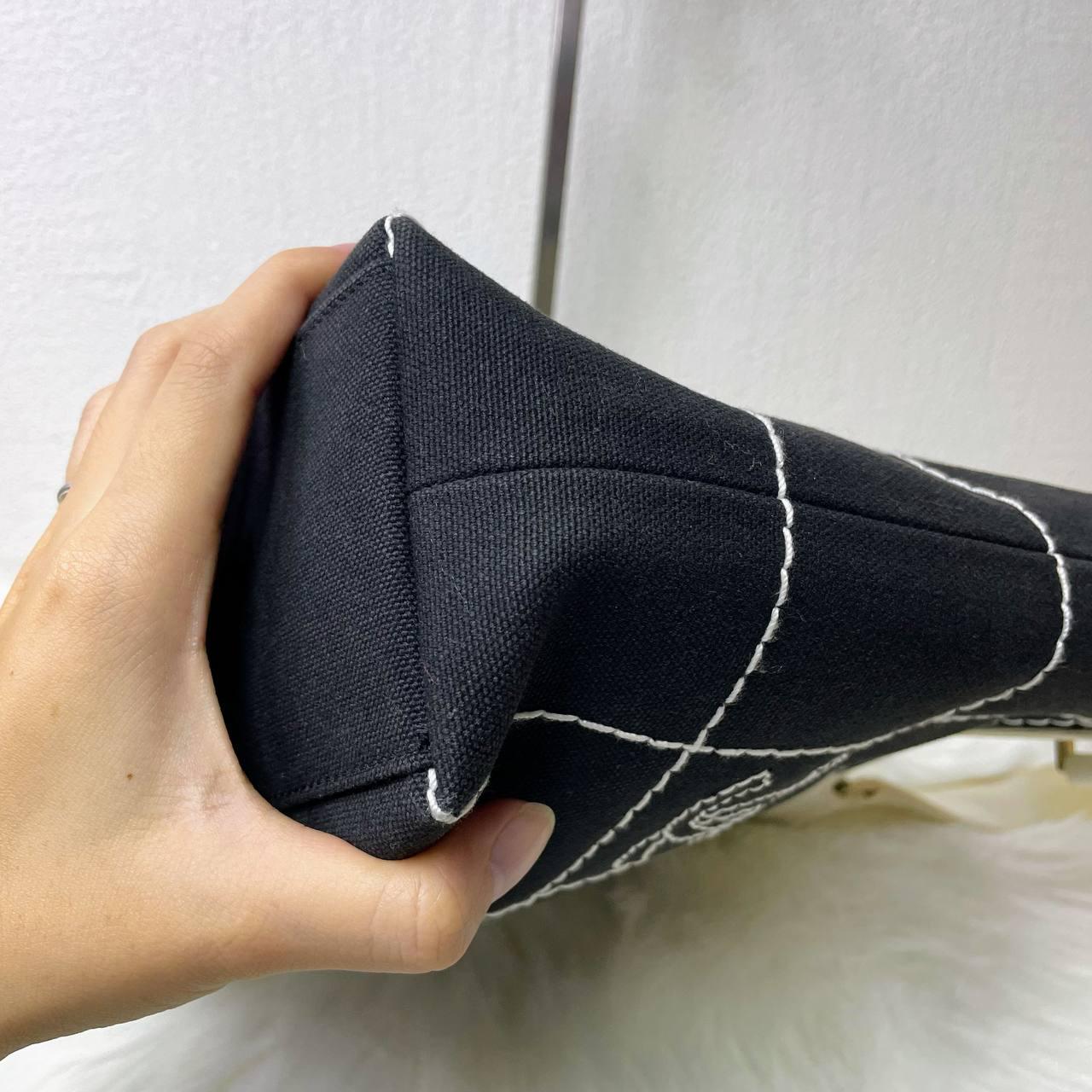 【 In - Stock 】Chanel Coco mark Vintage 黑色x白色巧克力格帆布手提包 - Cnjpkitchen ❤️ 🇯🇵日本廚具 家居生活雜貨店