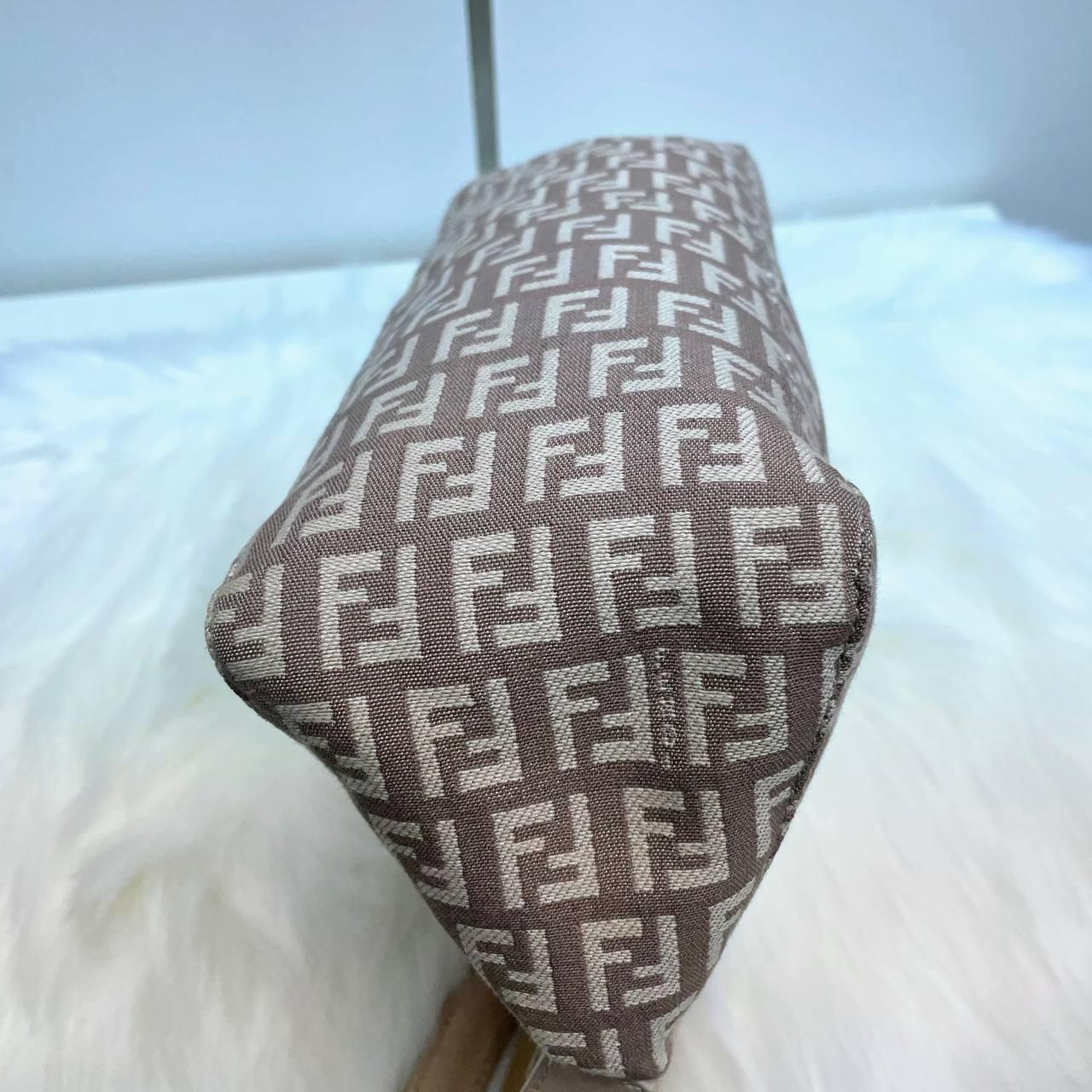 【 In - Stock 】Fendi Pink Shoulder Bag - Cnjpkitchen ❤️ 🇯🇵日本廚具 家居生活雜貨店