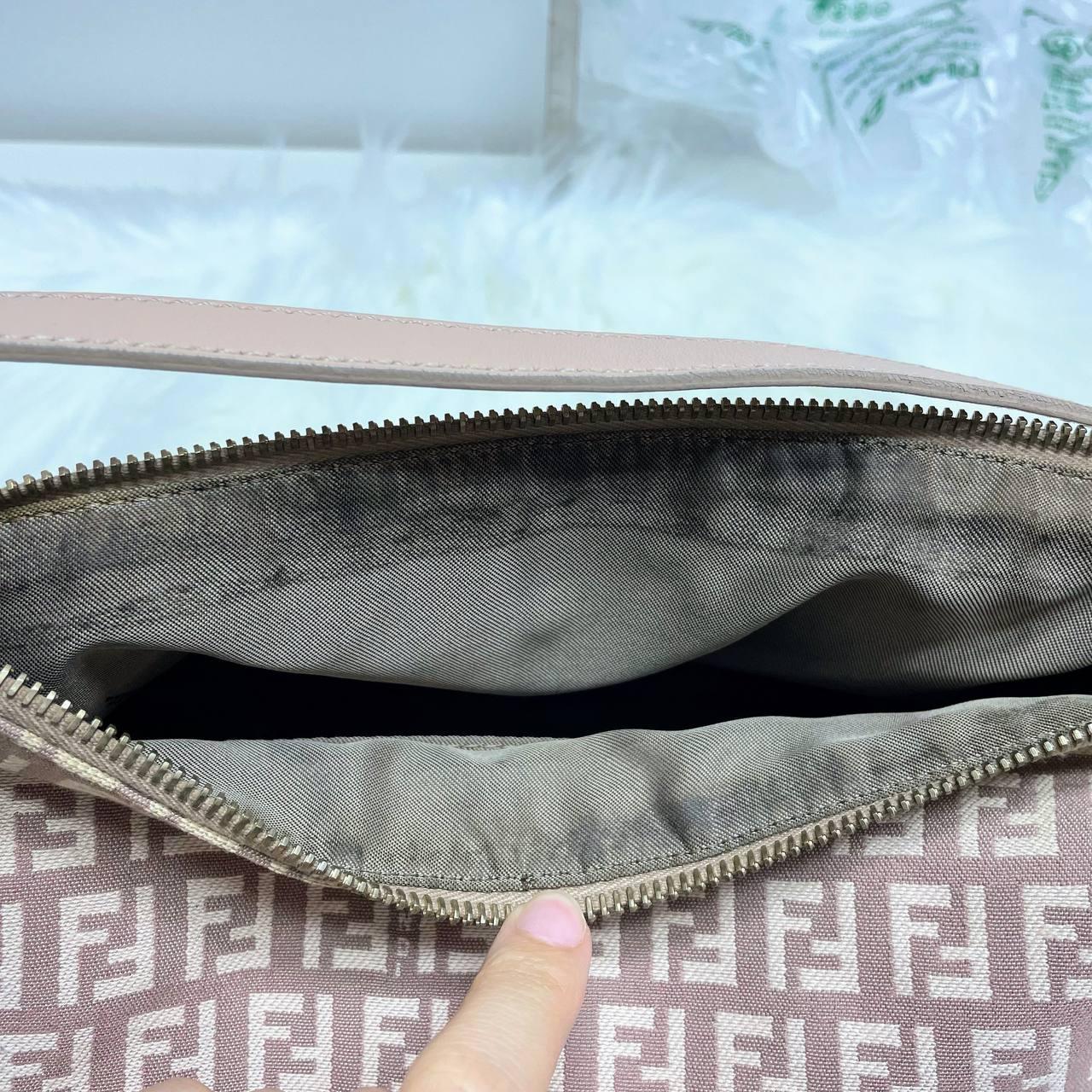 【 In - Stock 】Fendi Pink Shoulder Bag - Cnjpkitchen ❤️ 🇯🇵日本廚具 家居生活雜貨店