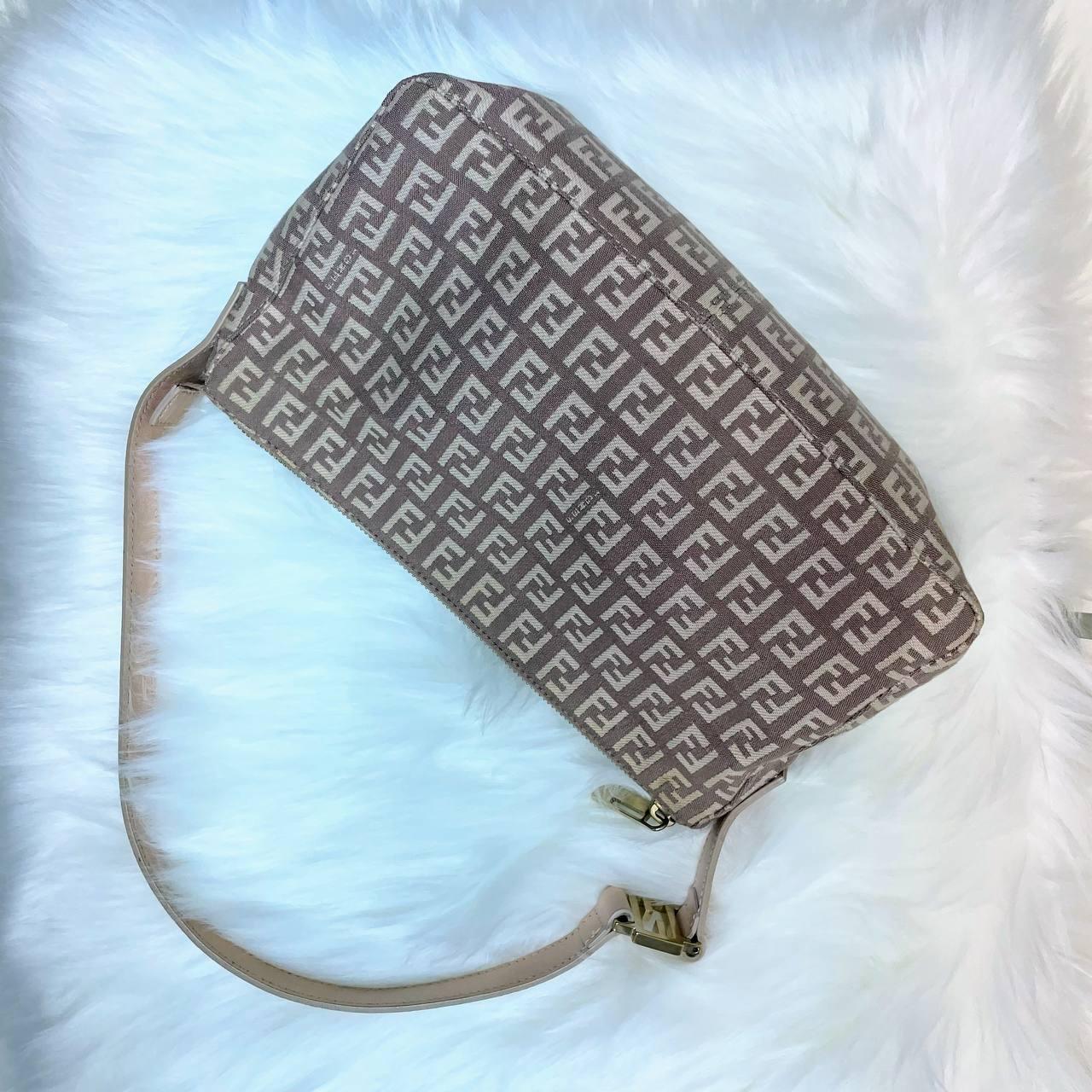 【 In - Stock 】Fendi Pink Shoulder Bag - Cnjpkitchen ❤️ 🇯🇵日本廚具 家居生活雜貨店