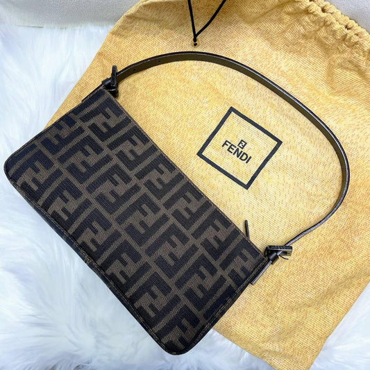 【 In - Stock 】Fendi Zucca 圖案棕茶色單肩手拿帆布包 - Cnjpkitchen ❤️ 🇯🇵日本廚具 家居生活雜貨店