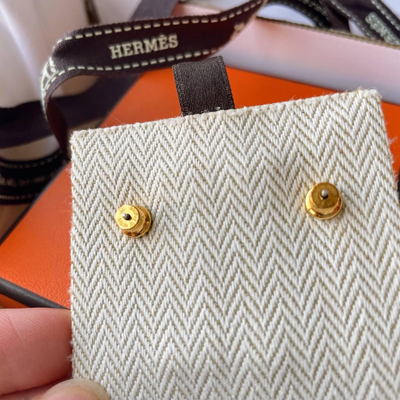 【 In - Stock 】Hermes Mini Pop H Earrings 奶茶色x金 耳環 - Cnjpkitchen ❤️ 🇯🇵日本廚具 家居生活雜貨店