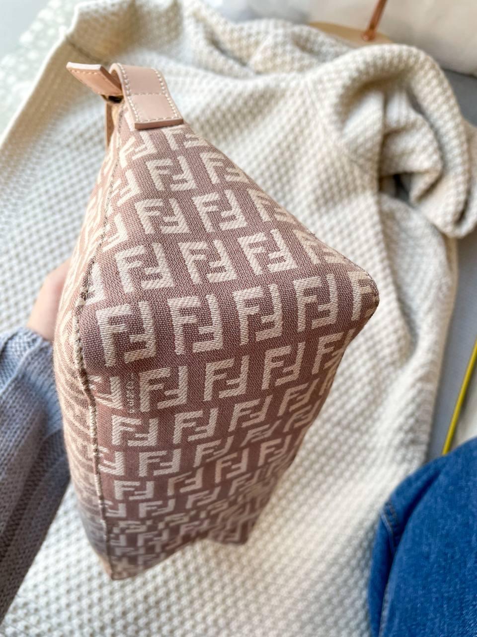 【 In - Stock 】Pink Fendi Shoulder Bag - Cnjpkitchen ❤️ 🇯🇵日本廚具 家居生活雜貨店