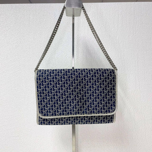 |In-Stock|Dior 復古 Trotter Lamé 銀 x 海軍藍兩用鏈條包 - Cnjpkitchen ❤️ 🇯🇵日本廚具 家居生活雜貨店