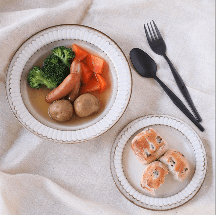 【預購】日本製 minorutouki 美濃燒陶瓷西餐圓餐碟 (9英寸 - 2入) - Cnjpkitchen ❤️ 🇯🇵日本廚具 家居生活雜貨店