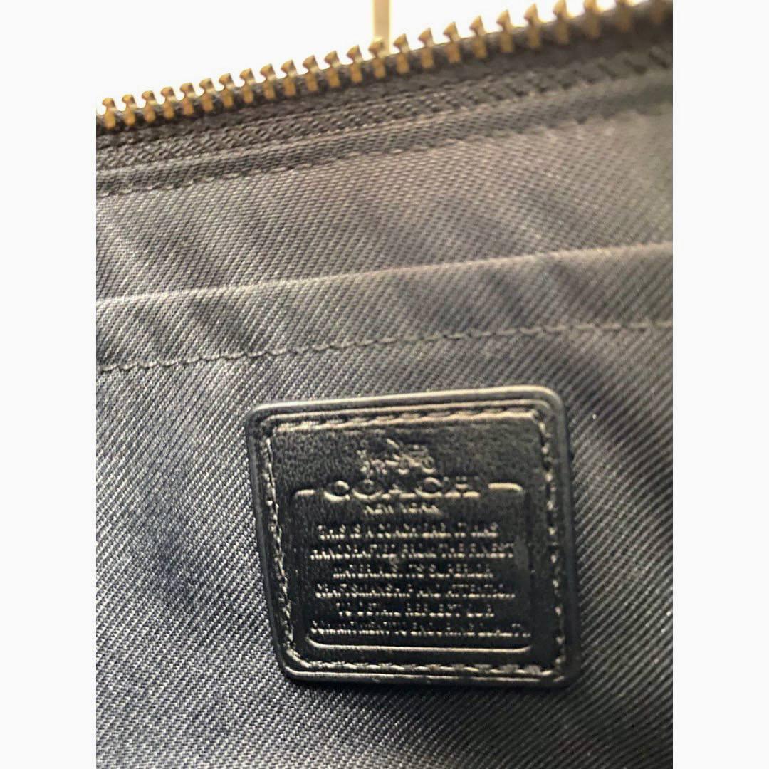 【 In-Stock 】接近未使用 Coach 黑色粒粒鏈帶迷你手拿包 - Cnjpkitchen ❤️ 🇯🇵日本廚具 家居生活雜貨店