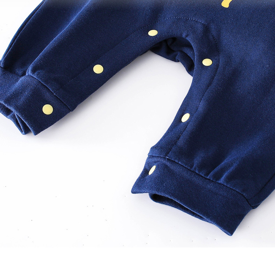 【現貨 / 預購】冬季嬰兒衣服 新生兒純棉連身衣 長頸鹿爬爬服