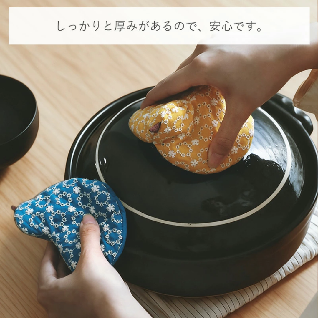 【預購】日本霜山 SHIMOYAMA 日系小鳥刺繡隔熱手套 隔熱夾 防燙夾 (附掛繩)
