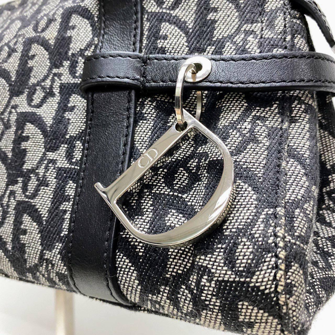 【 In - Stock 】Dior Trotter 花紋銀色Logo皮革波士頓手拿包 - Cnjpkitchen ❤️ 🇯🇵日本廚具 家居生活雜貨店