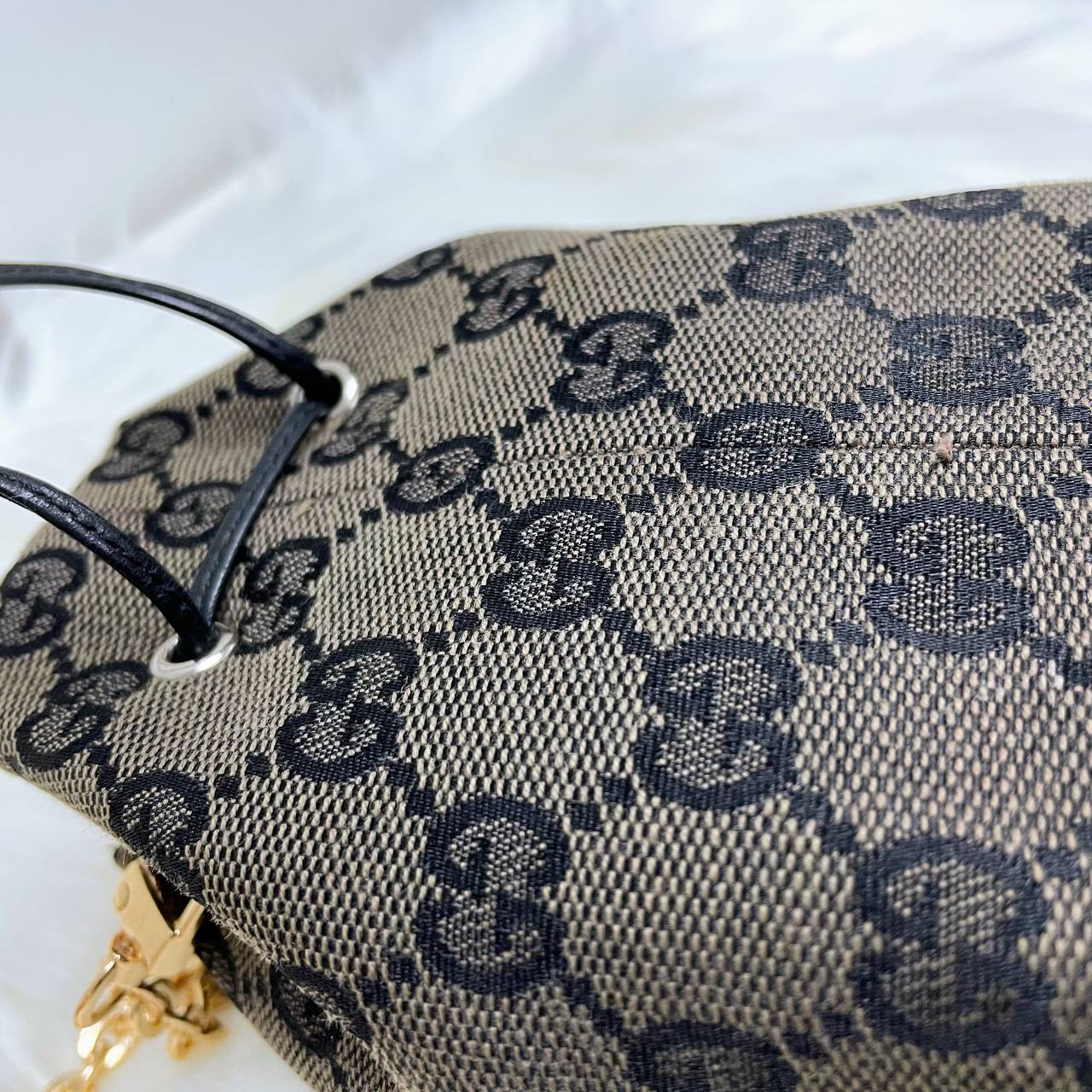 【 In - Stock 】Gucci GG 黑色帆布抽繩迷你包 - Cnjpkitchen ❤️ 🇯🇵日本廚具 家居生活雜貨店