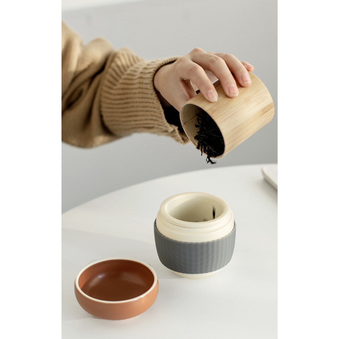 【預購】松果造型便攜式旅行茶杯過濾套裝