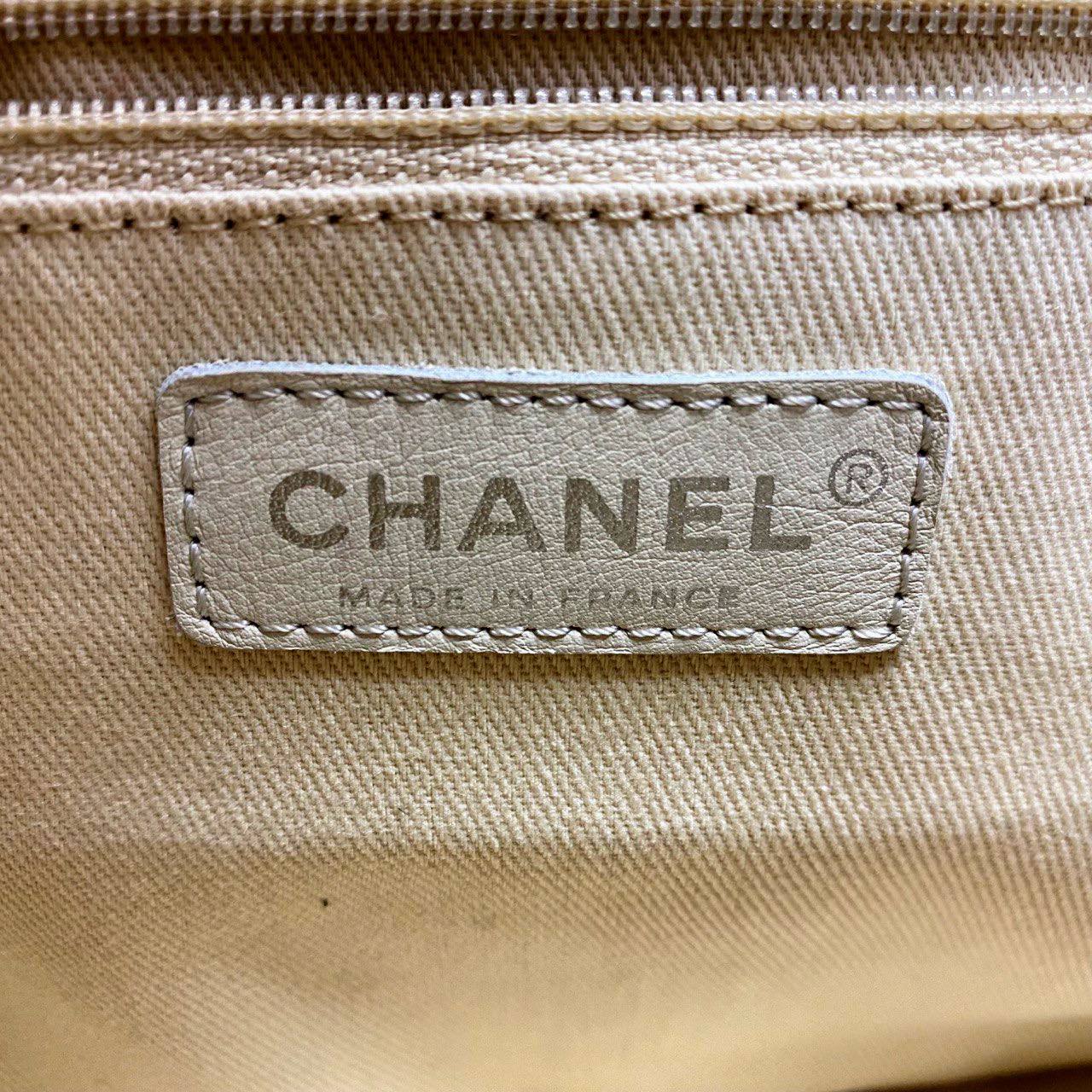 【 In-Stock 】Chanel 米白色帆布鏈帶單肩包